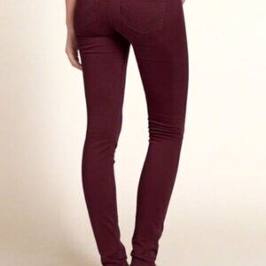 NWOT Hollister Burgundy Skinny Leg Jeans